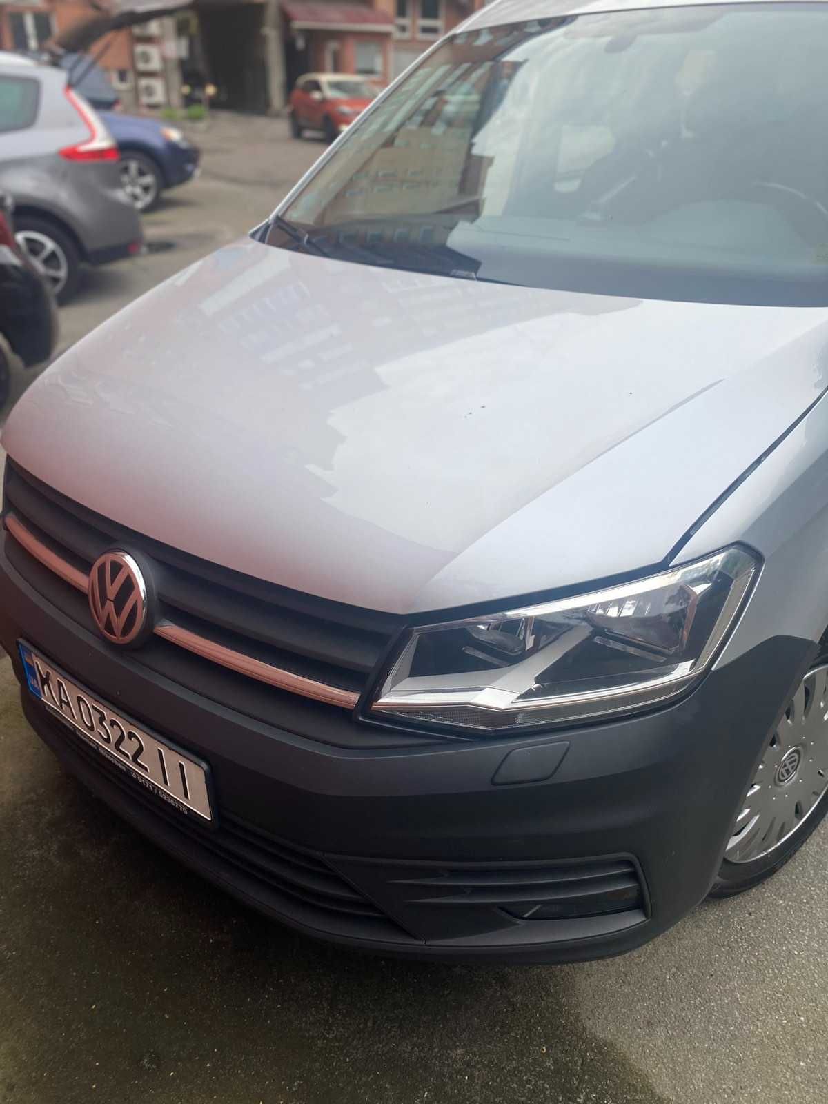 Продам Volkswagen Caddy IV 2018 • 2.0 дизель • Механіка • Пасажир