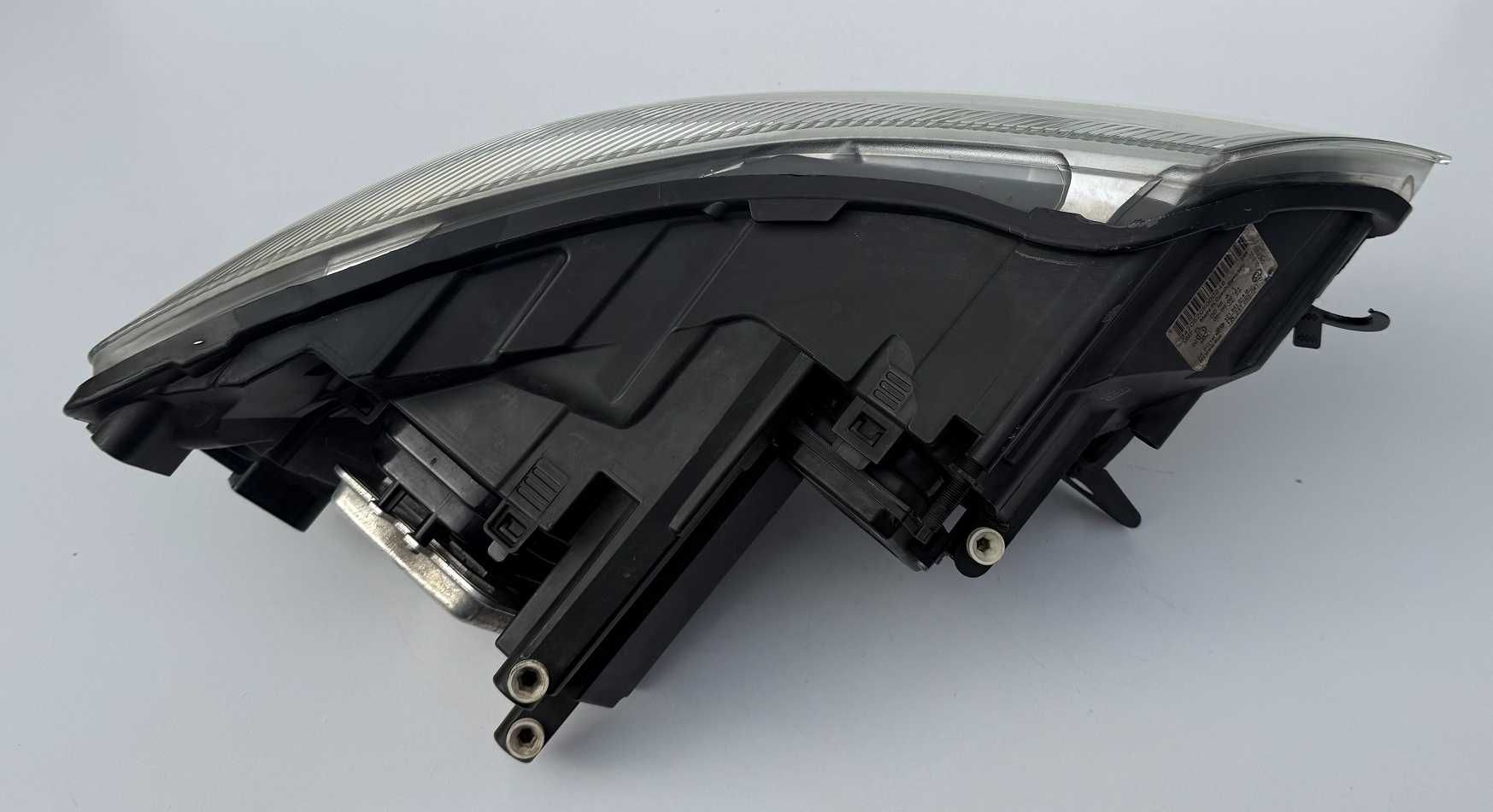 Lamy Skoda Octavia  2 II Lift xenon Komplet Prawa Lewa