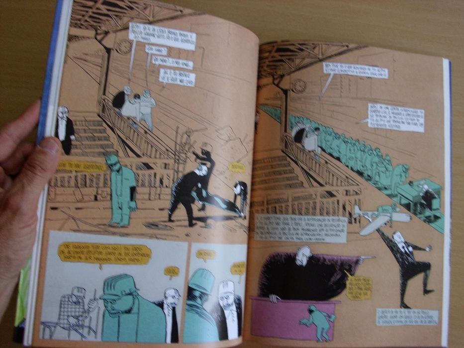 BD- O Síndroma de Babel e Outras Estórias
Vitor Mesquita