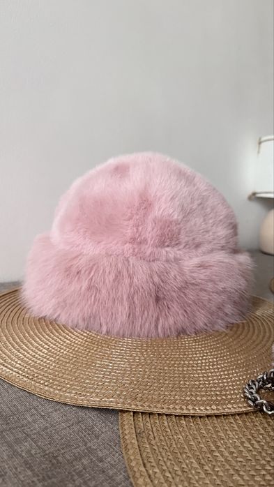 Шапка з штушного хутра Miraton