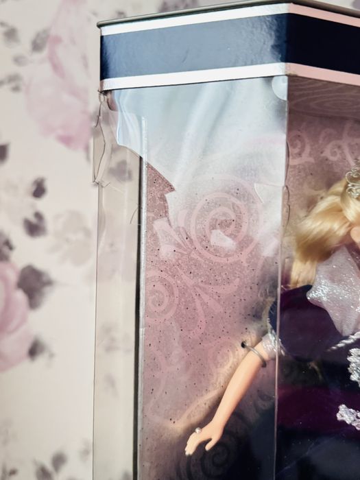 Lalka Barbie Millennium Princess Special Millennium Edition 2000