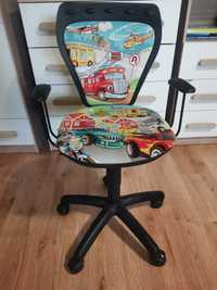 Sprzedam krzesło biurkowe dziecięce