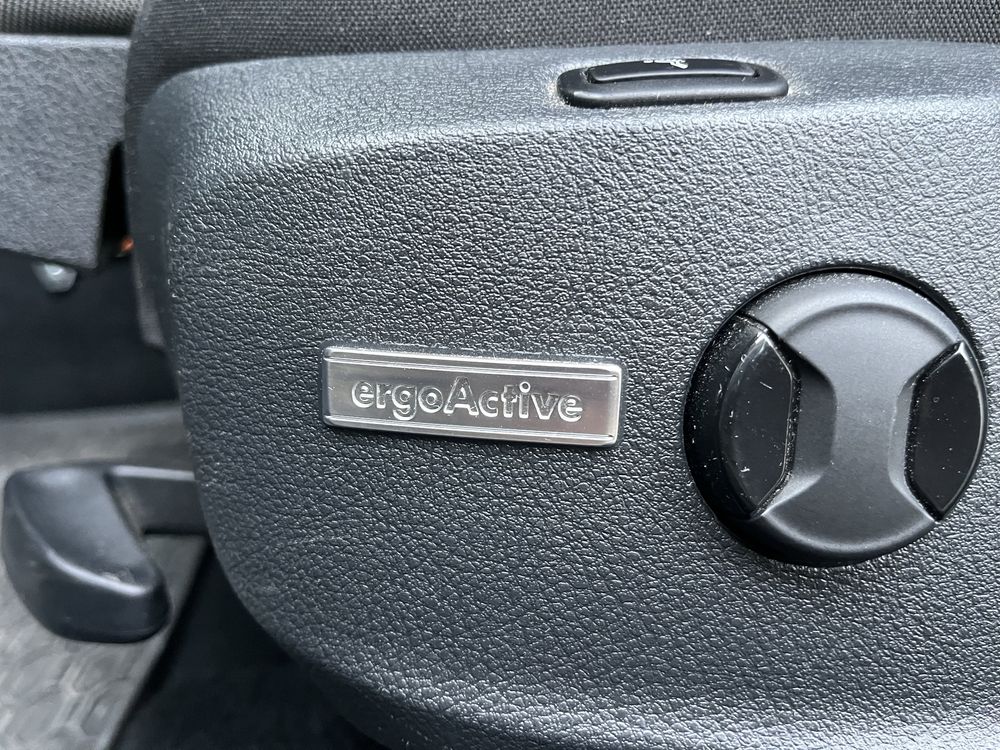 Sprzedam VW Glof 7 1.6tdi Nowy rozrząd, masaż fotela/ alcantara
