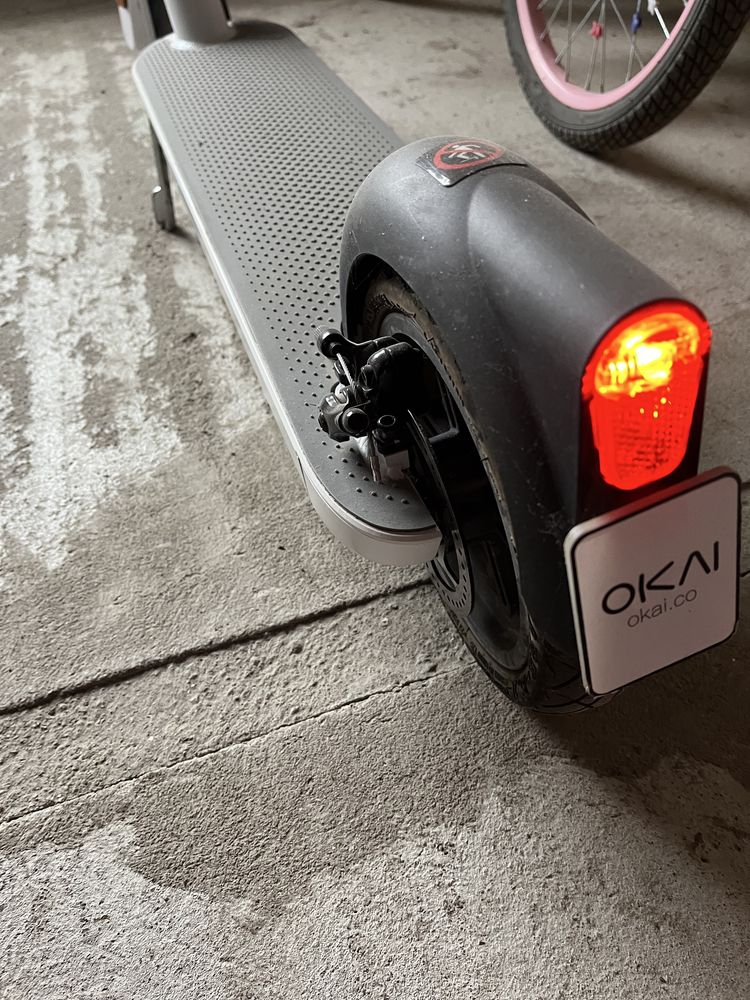 Електро самокат OKAI ES10-NEON