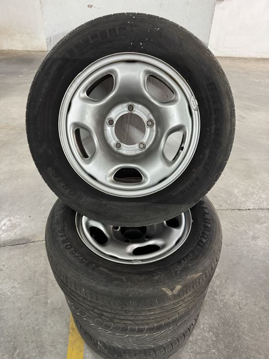 Jantes 16 e pneus - Suzuki