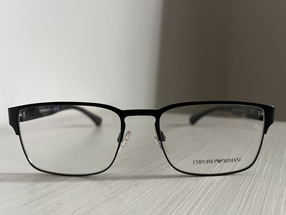 Oprawki marki Emporio Armani