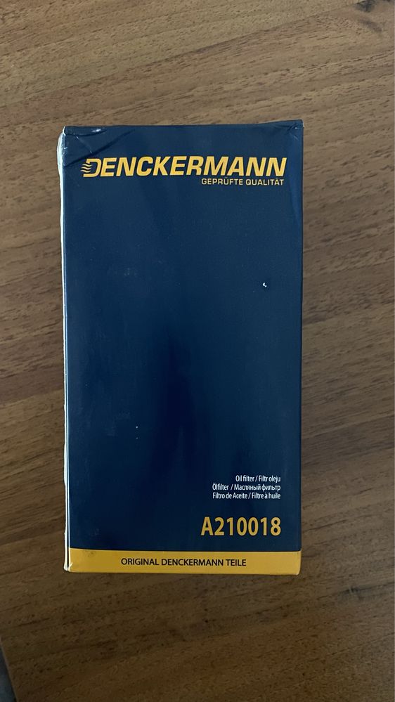 Масляний фільтр A210018 Denckermann