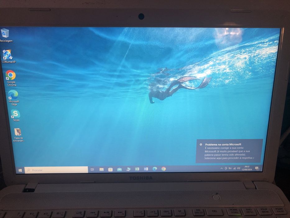 Vendo laptop toshiba