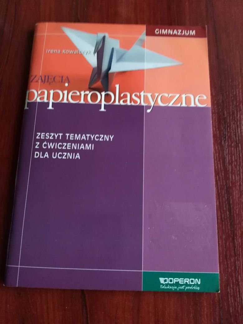 Sprzedam zeszyt tematyczny z ćwiczeniami  zajęcia papieroplastyczne