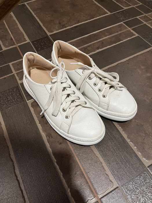 Шкіряні кеди в дуже гарному стані