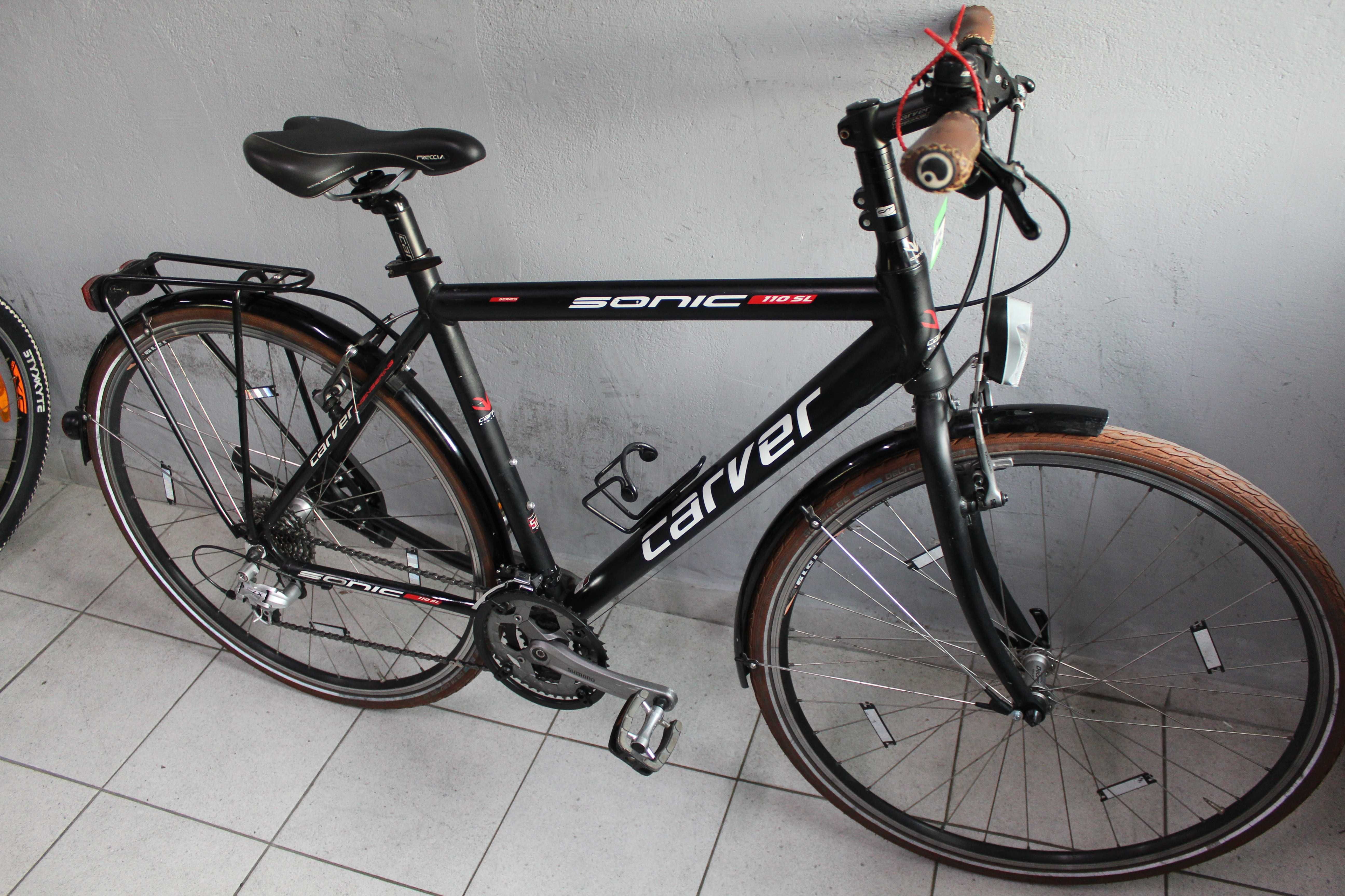 Rower trekkingowy CARVER SONIC, Rama 52 cm, Koła 28",Shimano LX