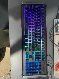 Продам клавиатуру rhod 400 rgb