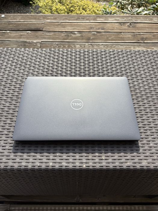 Dell Latitude 5500 – i5-8265U, 16GB RAM, 1TB NVMe SSD – IDEALNY