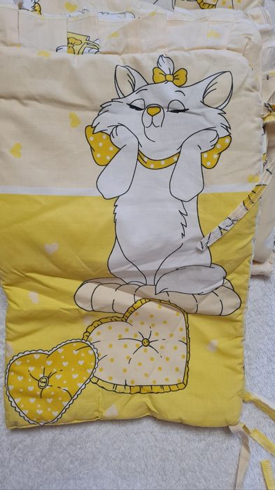 Комплект постільної білизни в дитяче ліжечко+ ковдра