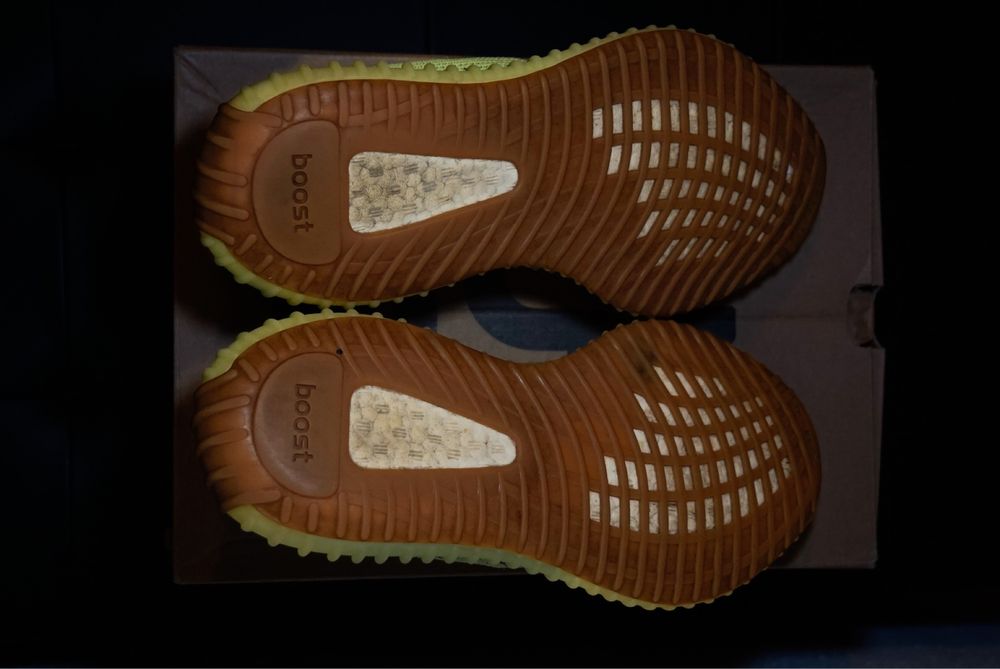 Adidas Yeezy 350 "Semi Frozen"