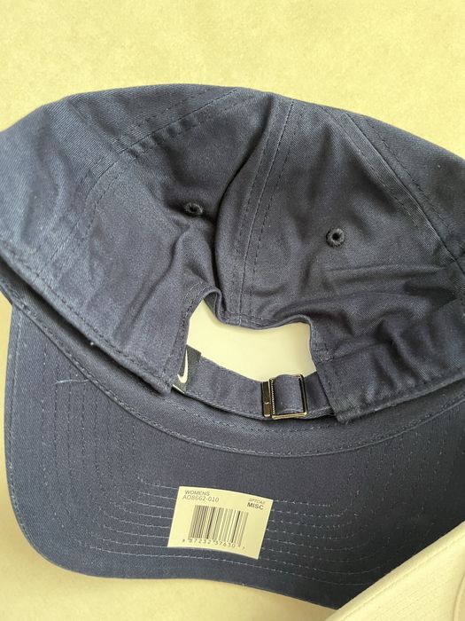 Кепки від бренду Nike