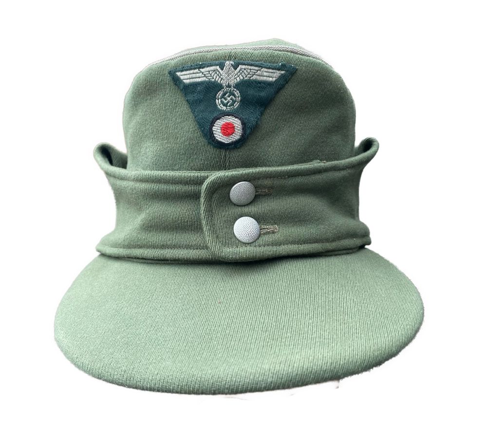 Niemiecka czapka polowa M43 oficera Wehrmachtu