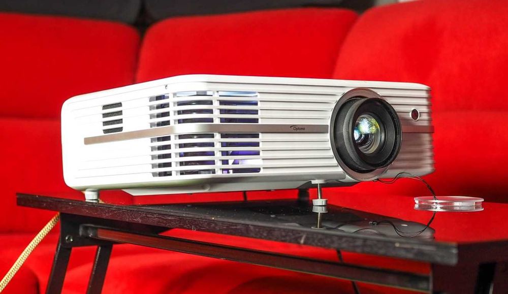 Optoma UHD380X 4К 3500lumen проектор для домашнього кіно оптичний шифт