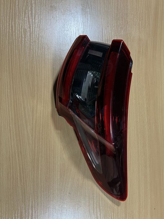 Задній правий фонарь,стоп в крило рог спорт,rogue sport 2021 рестайл.