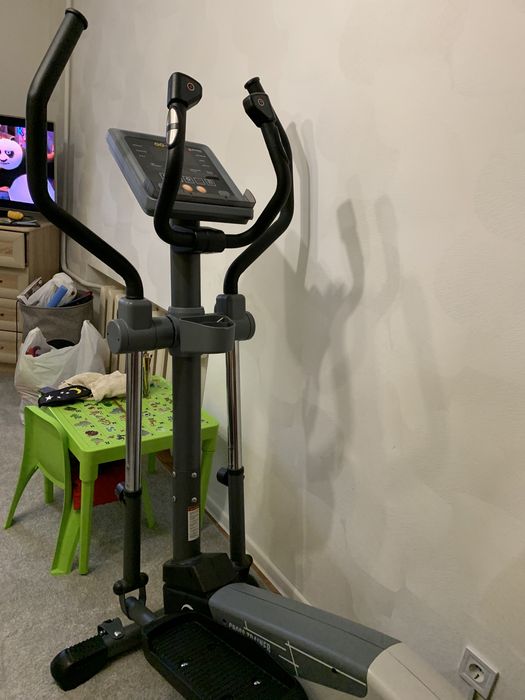 Тренажёр орбитрек