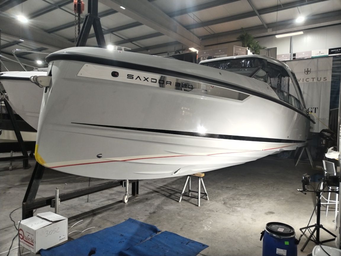 Aplicação de Antifouling para Barcos