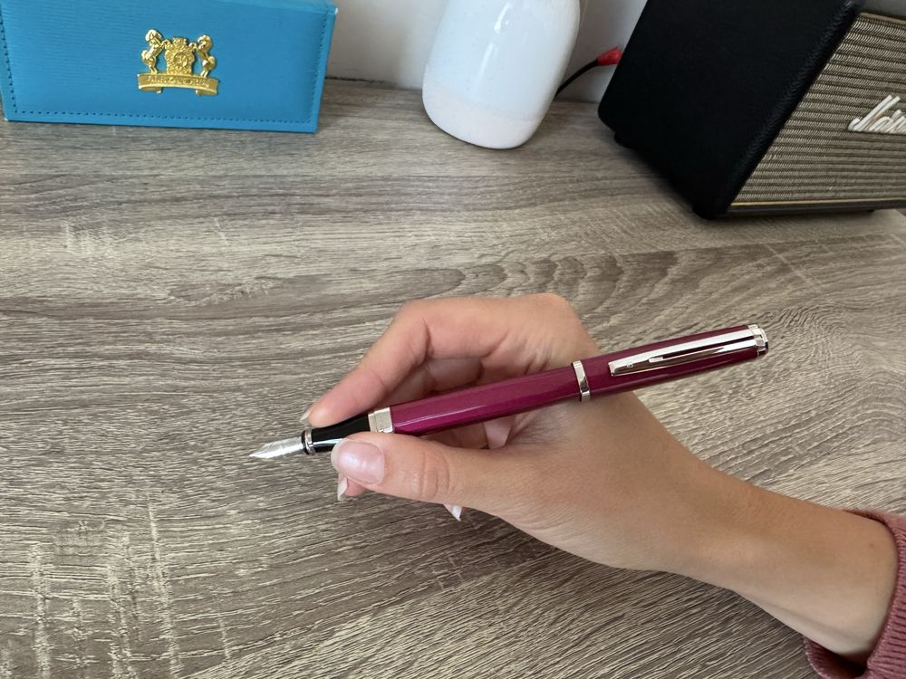 Як нова пірьєва ручка Waterman Exception Slim