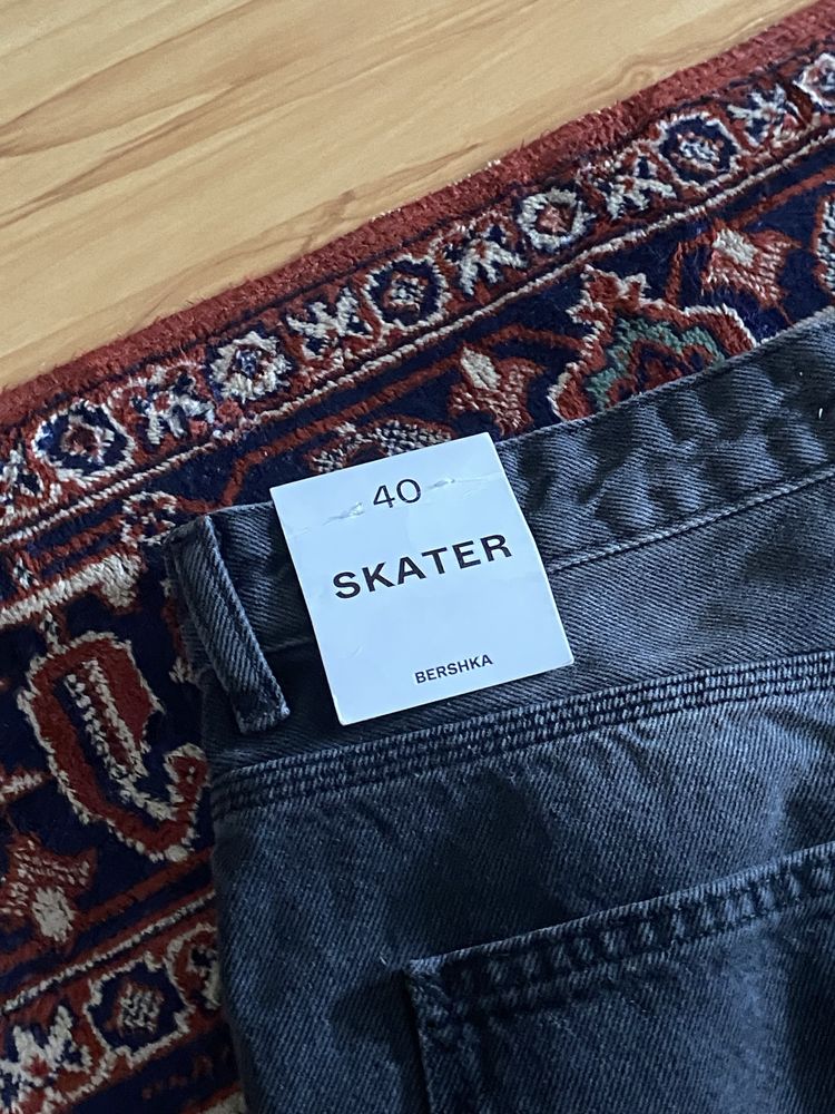 Шорти baggy bershka