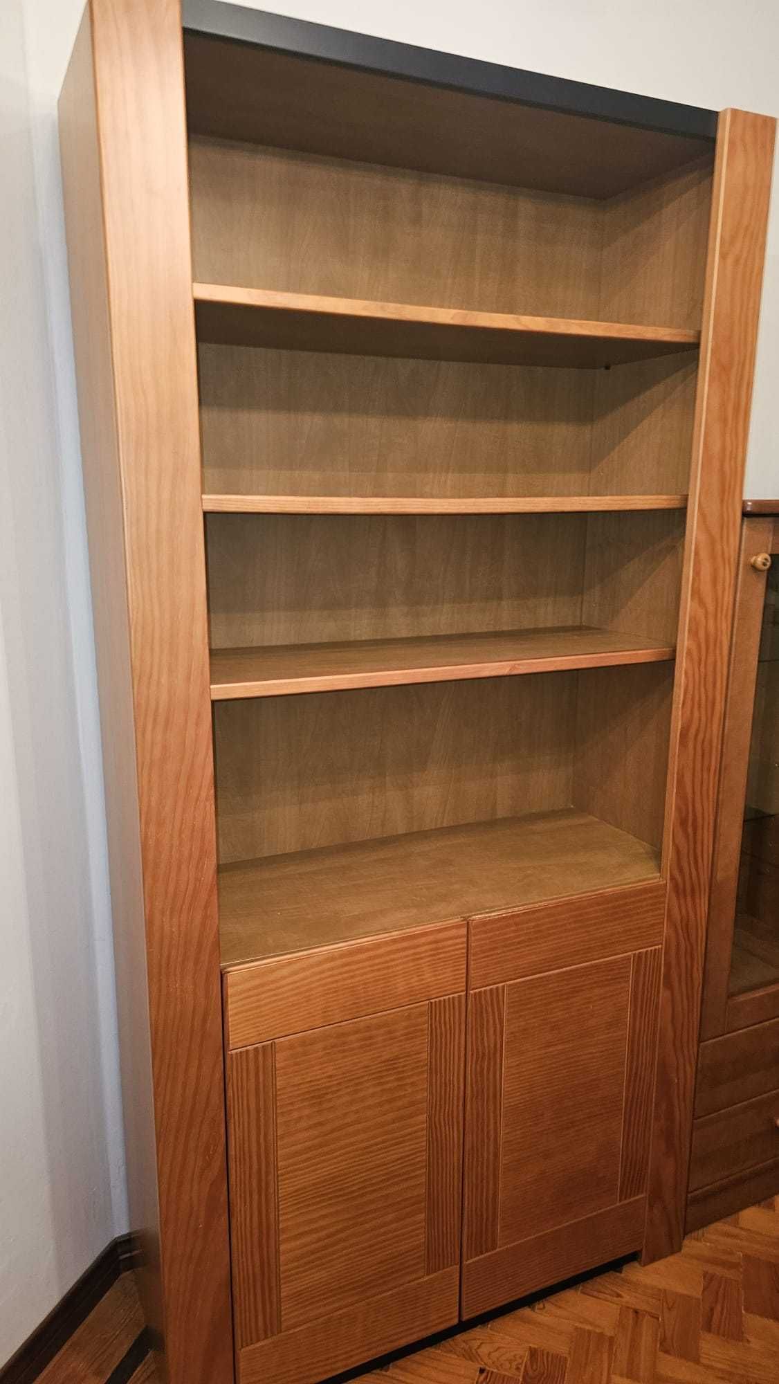 Móvel de Sala e Mesa