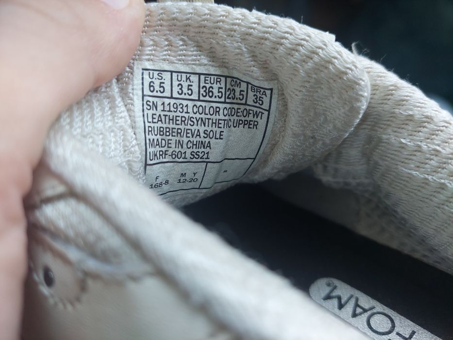 Жіночі кросівки Skechers 11931 OFWT 36,5 (23,5)