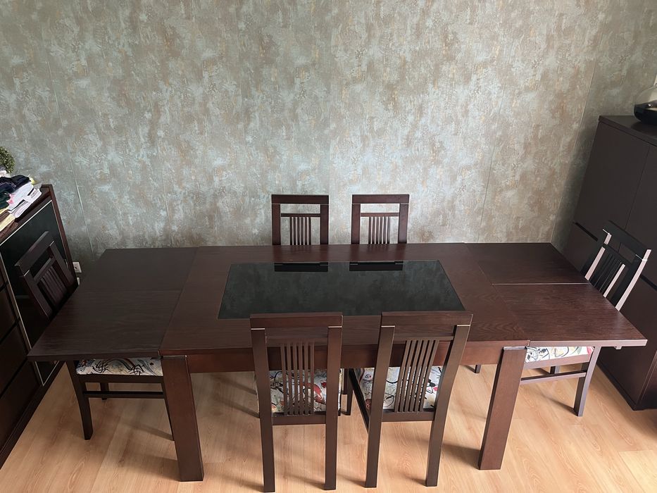 Mesa de sala de jantar mais 6 cadeiras