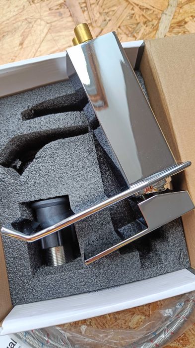 Bateria łazienkowa wodospad chrom BRAK oringa Przecena