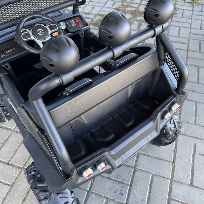 Buggy MERCEDES CIĘŻAROWY AMG 4x4 Auto Akumulator Elektryczny 2 DZIECI