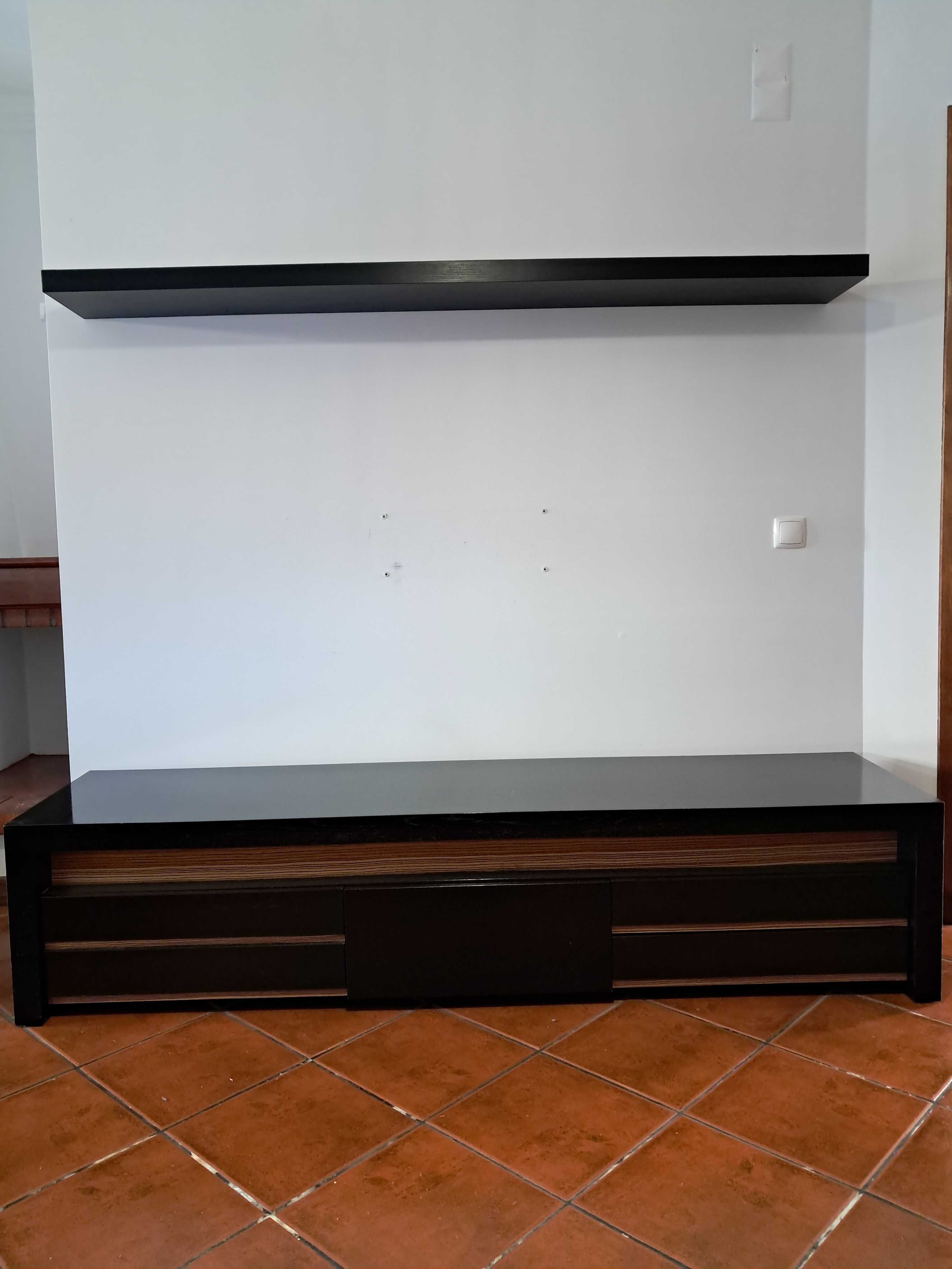 Mobilia de Sala de Jantar e de Estar