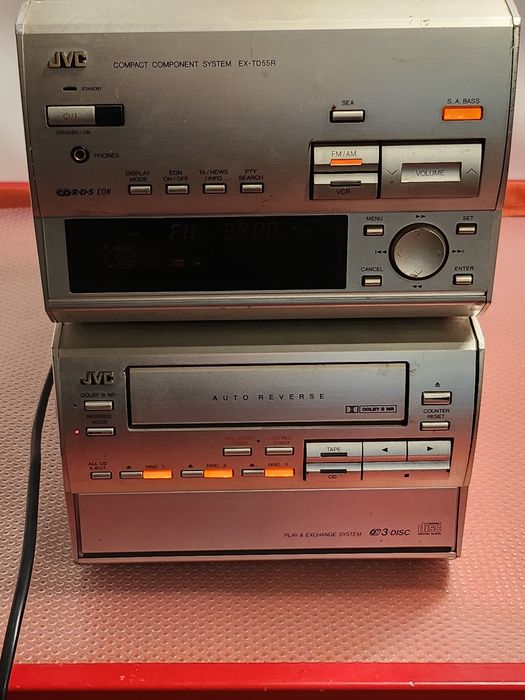 Złota skrzynka grająca