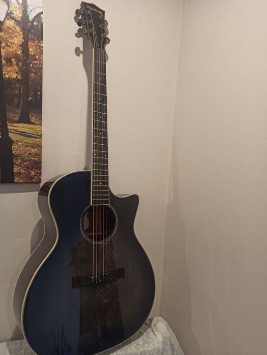 Акустична гітара Toneberg.