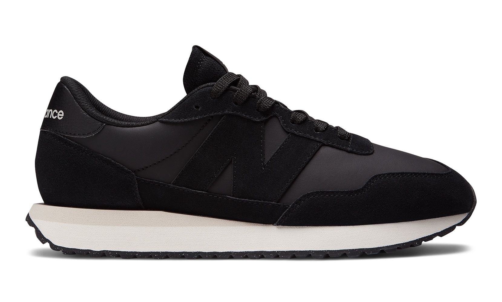 Кросівки New Balance 237. Розмір 45-46