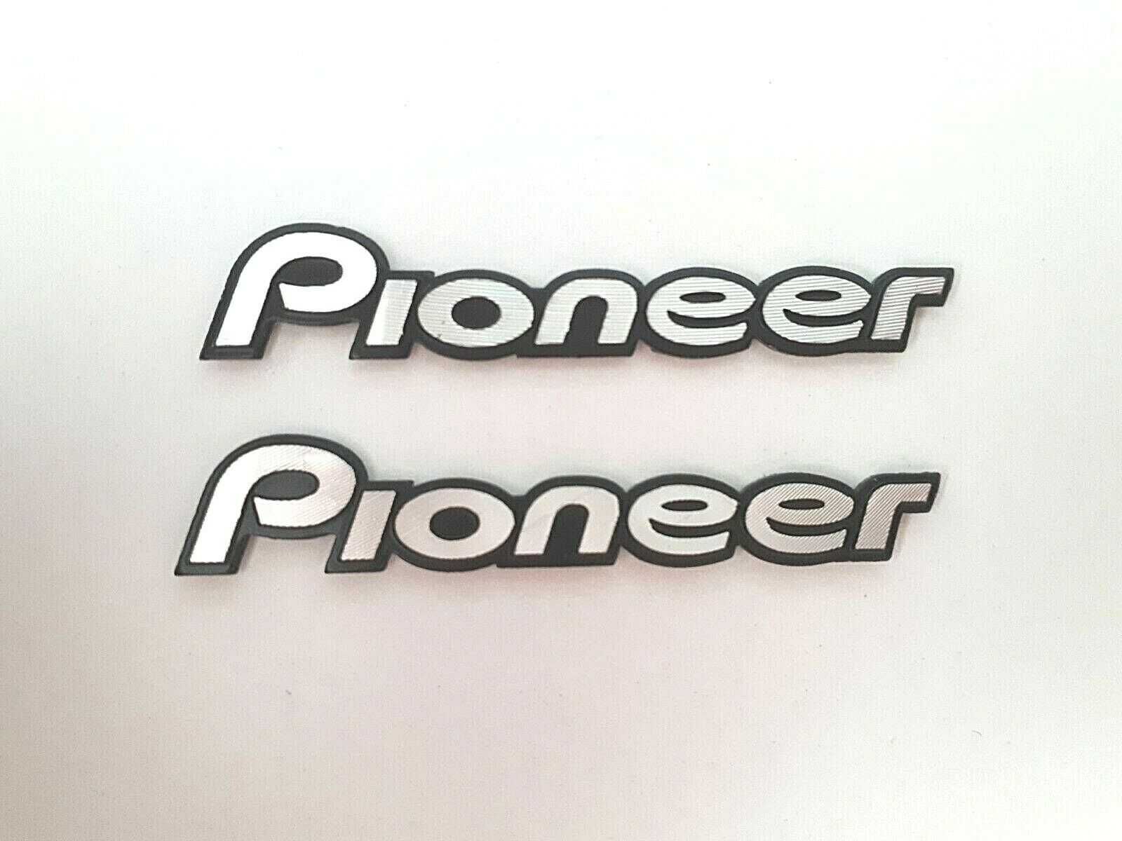 NOWY Pioneer klejany logo 2