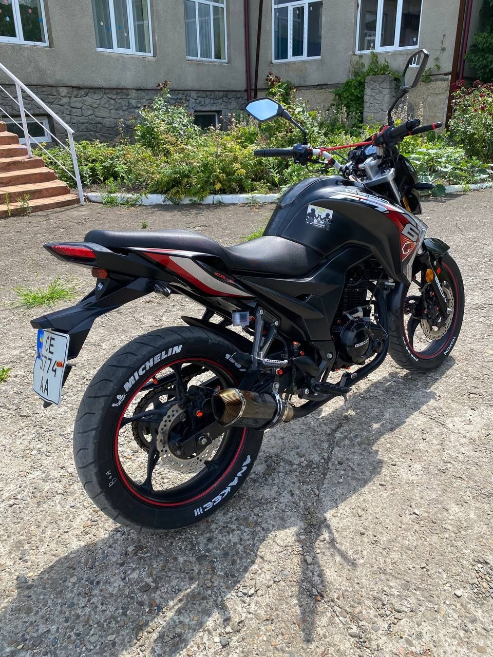 Продам мотоцикл Geon CR6 кубів250