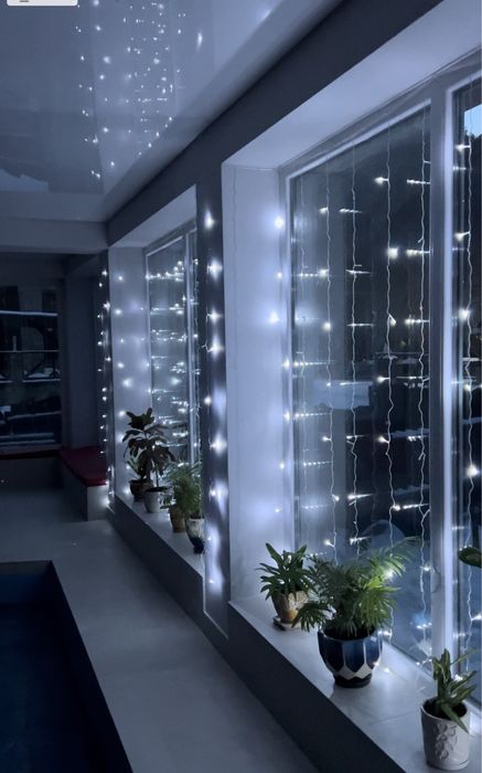 Будинок+ критий басейн + джакузі