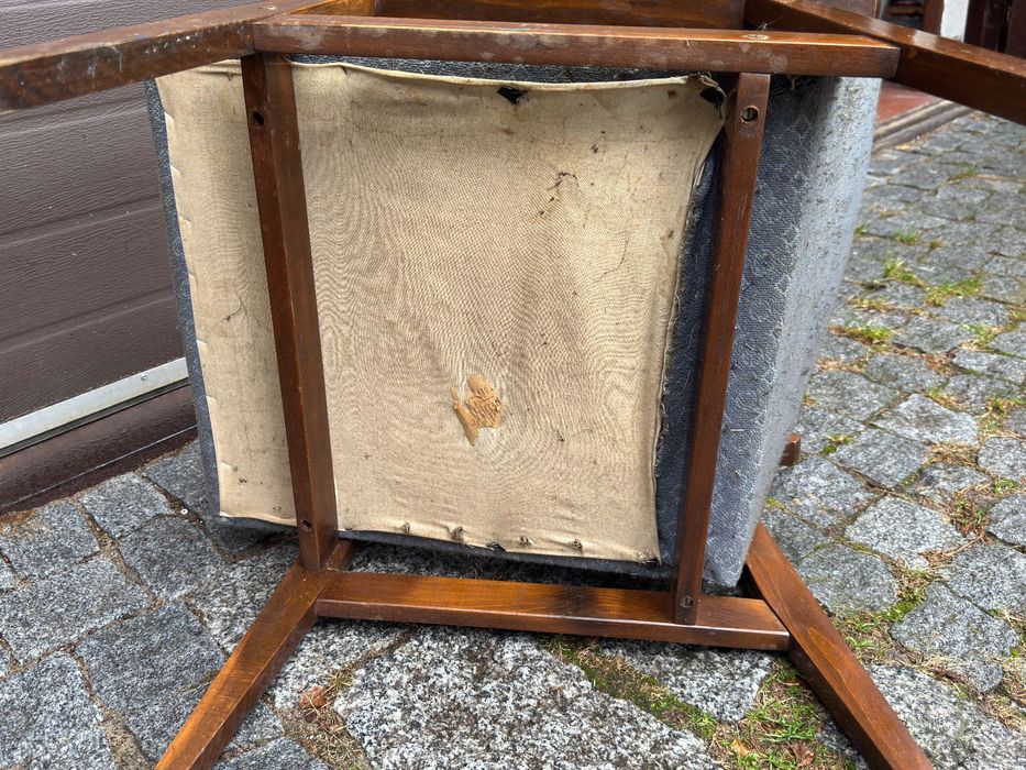 Polskie fotele vintage PRL do odnowienia