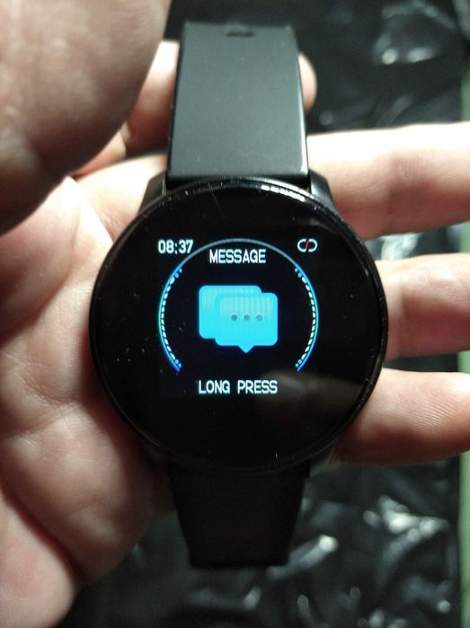 Smartwatch SF Plus.