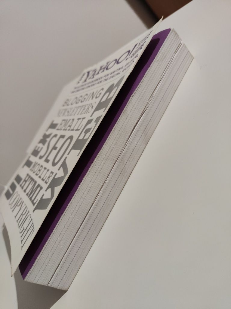 The Yahoo! Style Guide - Chris Barr and Senior Editors of Yahoo!