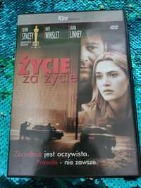 Film na Dvd Życie za życie K. Spacer, K. Winslet