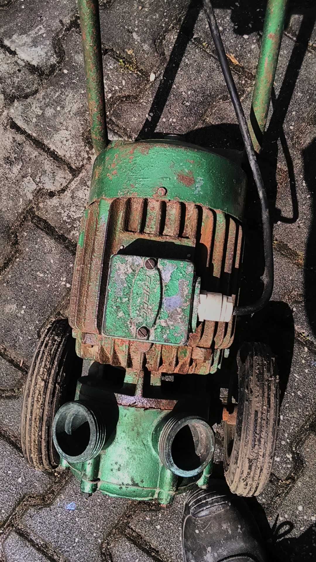 Motor elétrico vinhateiro