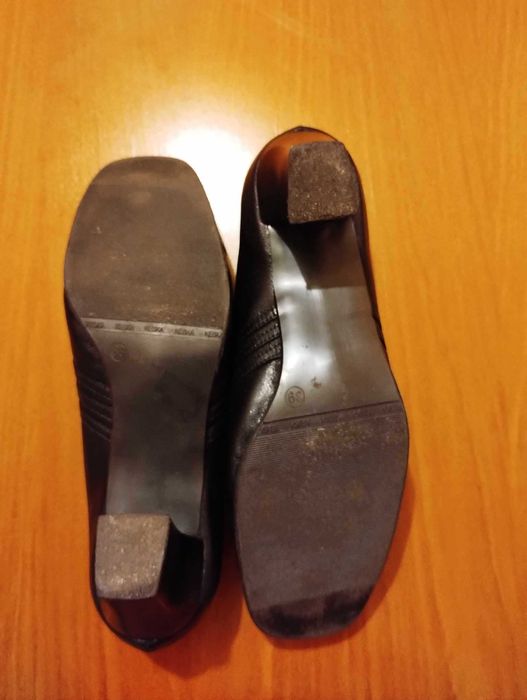 Półbuty czarne - rozmiar 40