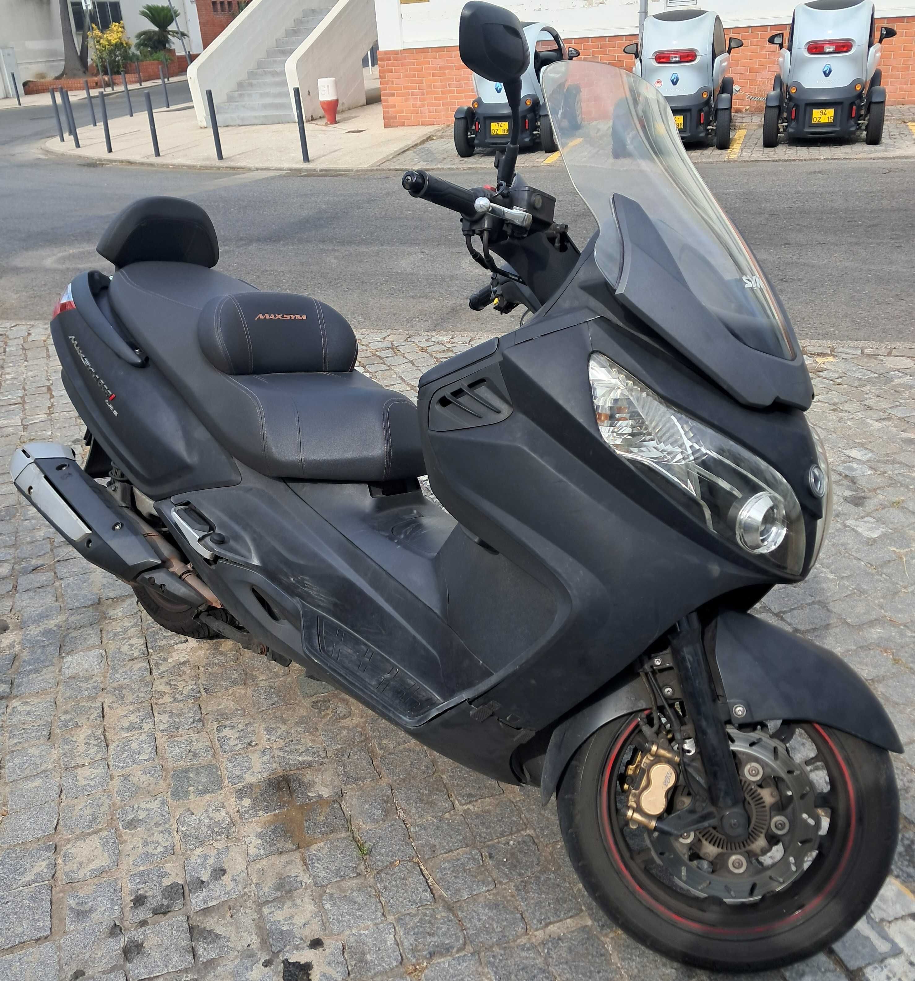 Maxi scooter com 600 Cc - uma das melhores...