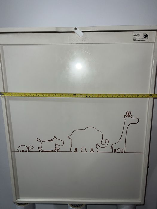 Muda fraldas de parede dobravel