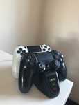 FR-TEC Carregador Duplo Comandos PS4