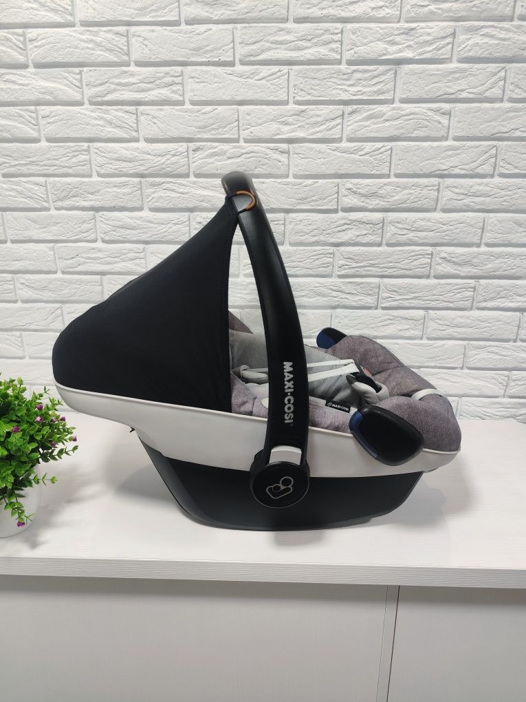 Maxi Cosi Pebble Plus+ 0-13 кг автокрісло дитяче автокресло