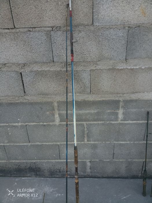 Canas de pesca usadas